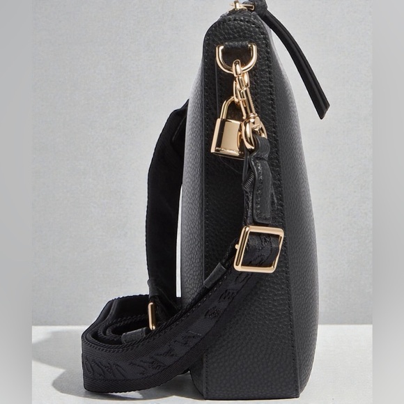 Marc Jacobs Black Crossbody Bag Black Gold Hardware NWT $295